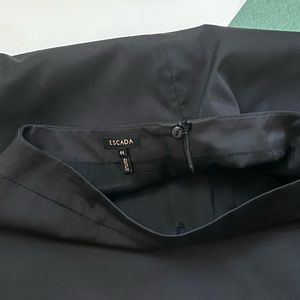 Escada lined black skirt
